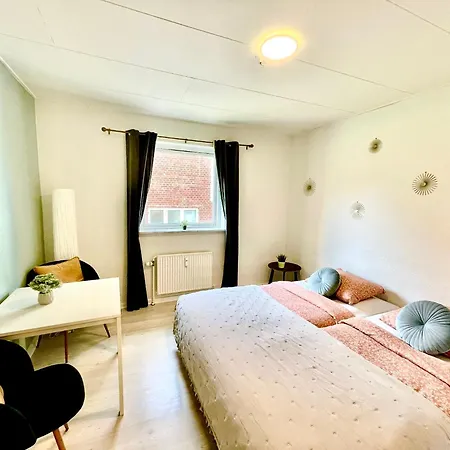 Lägenhet 5 Minute Walk To Lego House -3